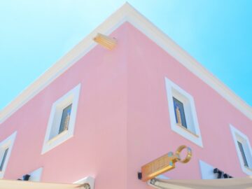 Facebook Must Inform Users How They Were Exposed to Russian Propaganda